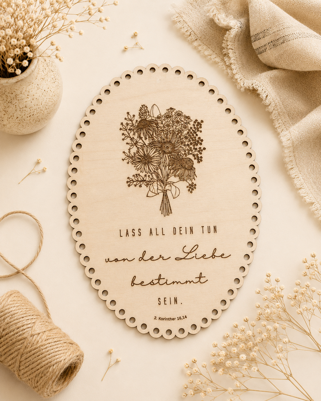 Holzschild "Von der Liebe bestimmt"